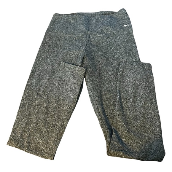 Victoria Secret YOGA Grey Leggings w/ pink dog logo size large! Scrunched back - Picture 2 of 4